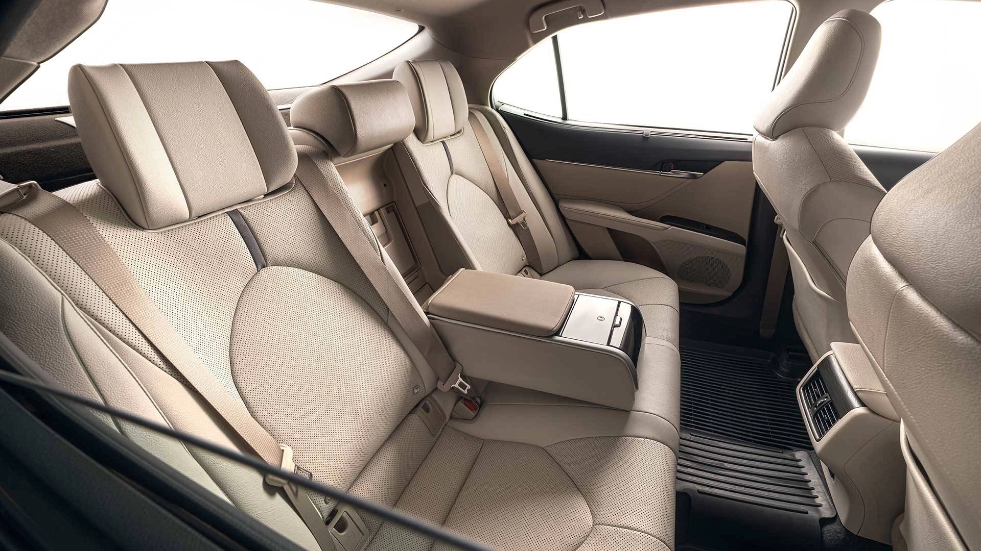 Интерьер Toyota&nbsp;Camry 2021