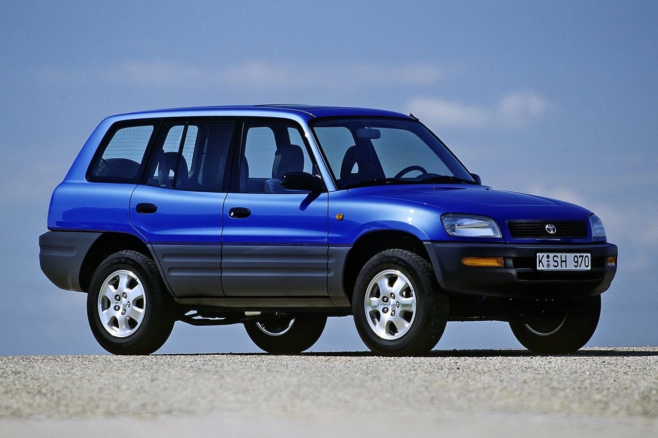 Автомобиль Тойота (Toyota) Rav4