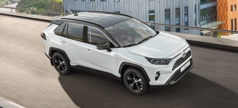 Toyota представляет новую версию кроссовера — RAV4 Style