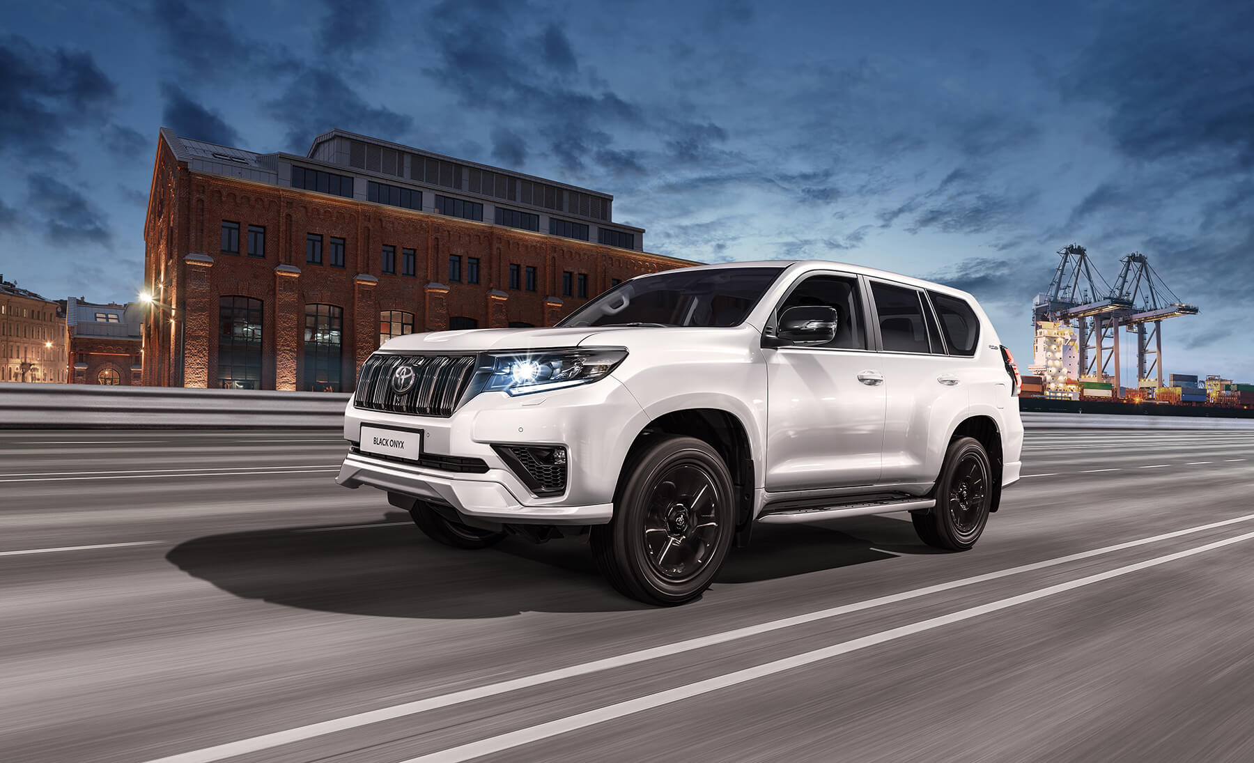 Старт продаж Toyota Land Cruiser Prado Black Onyx Старт продаж Toyota Land Cruiser Prado Black Onyx